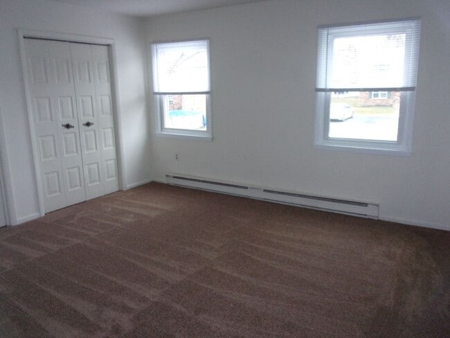 Building Photo - 429 Duke St