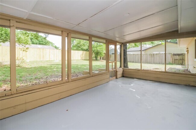 Foto del edificio - 124 Sunset Dr