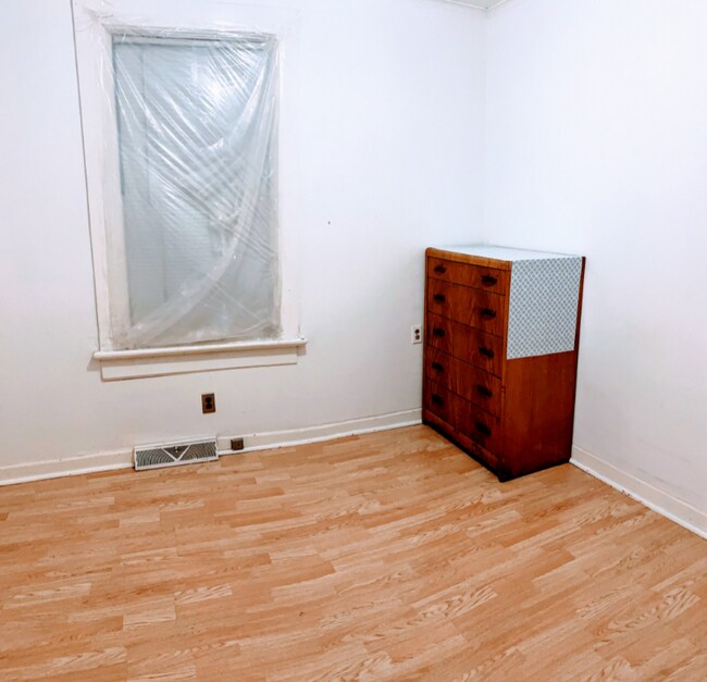 Foto del edificio - 2934 S Keeley St