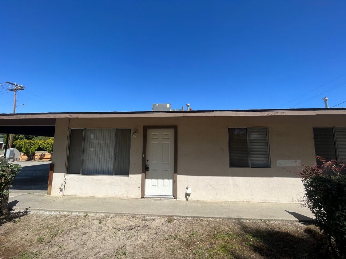 529 E Kaweah Ave Visalia, CA 93292 Alquileres en Visalia, CA