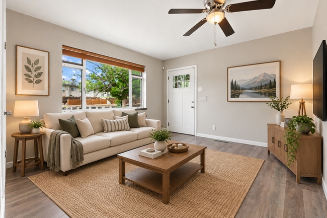 Building Photo - $1,890.95, 2 Beds - 2 Bath, Duplex in Denver with Washer and Dryer!