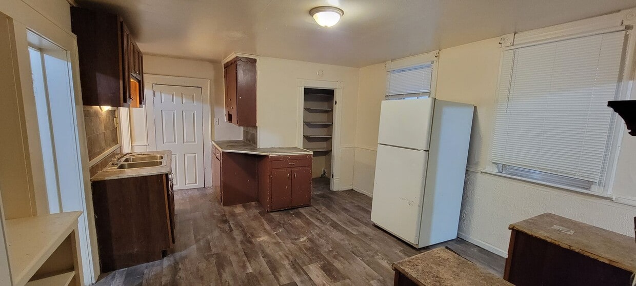 Foto del edificio - 2012 - 2014 W Lincoln Ave