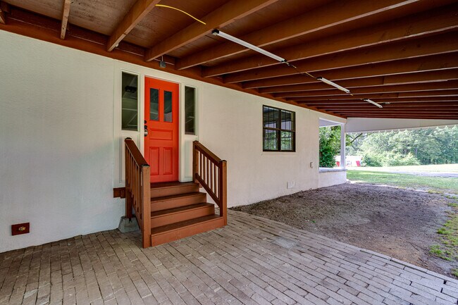 Building Photo - 128 Cleveland Rd