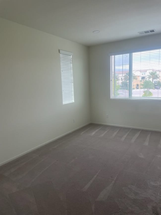 Building Photo - 5502 Santa Alicia
