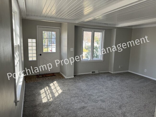 Foto del edificio - 2159 Letart Ave
