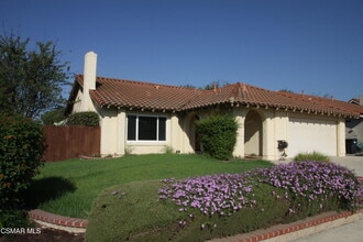 Building Photo - 4745 Avedon Rd