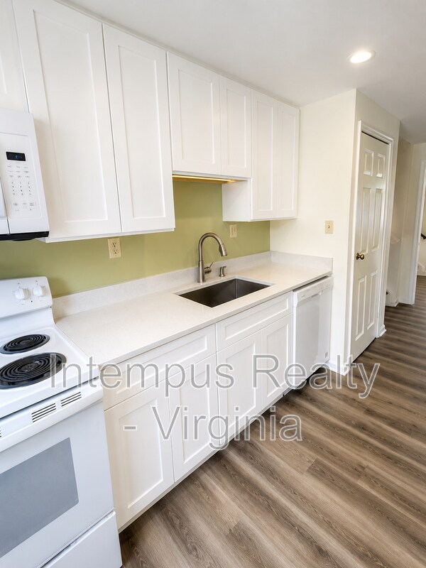 Building Photo - 4312 Rolling Stone Way