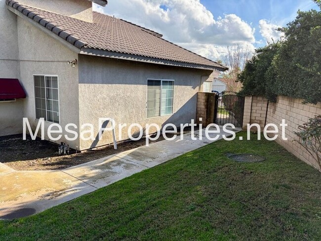 Foto del edificio - 5009 Trojan Ct