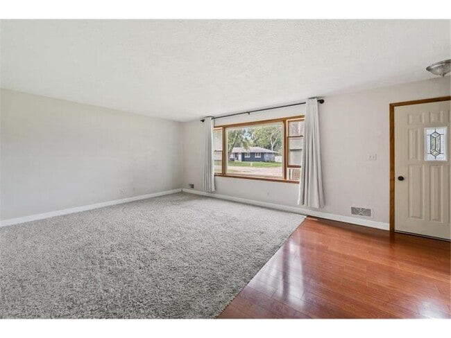 Building Photo - 237 Motel Ave