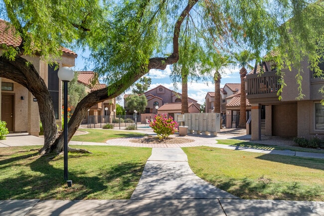 Building Photo - Papago Park Village