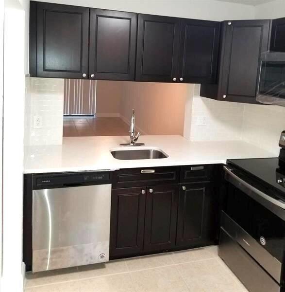 Building Photo - 1230 S Military Trail