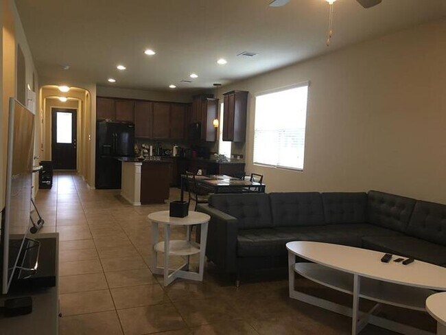 Foto del edificio - 2551 Just My Style, San Antonio, TX, 78245