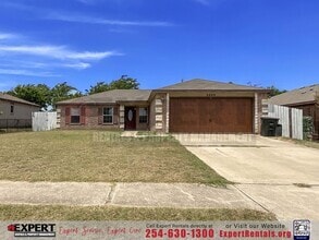 Building Photo - 2409 Gallop Dr