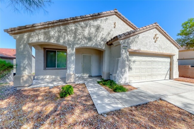 Building Photo - 2343 Schaeffer Hills Dr