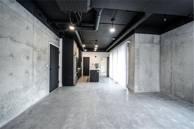 Building Photo - 490 E 1300 S
