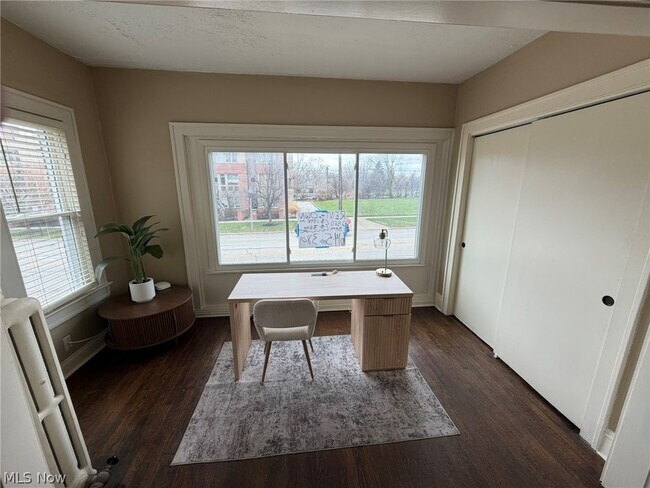 Foto del edificio - 3186 Euclid Heights Blvd