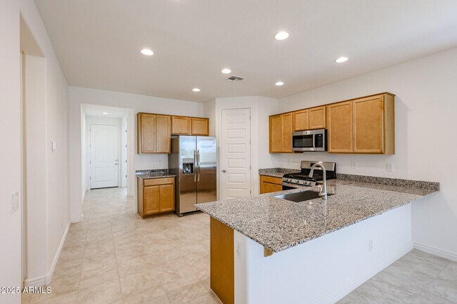 Foto del edificio - 5016 N 87th Ln