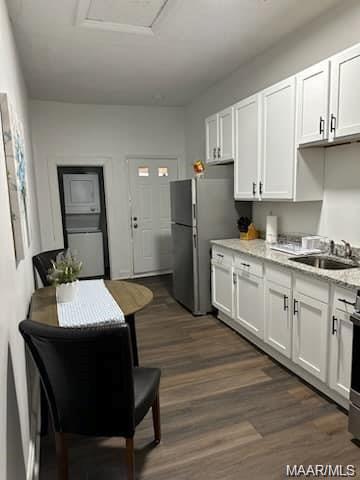 Building Photo - 755 Rosemary Pk