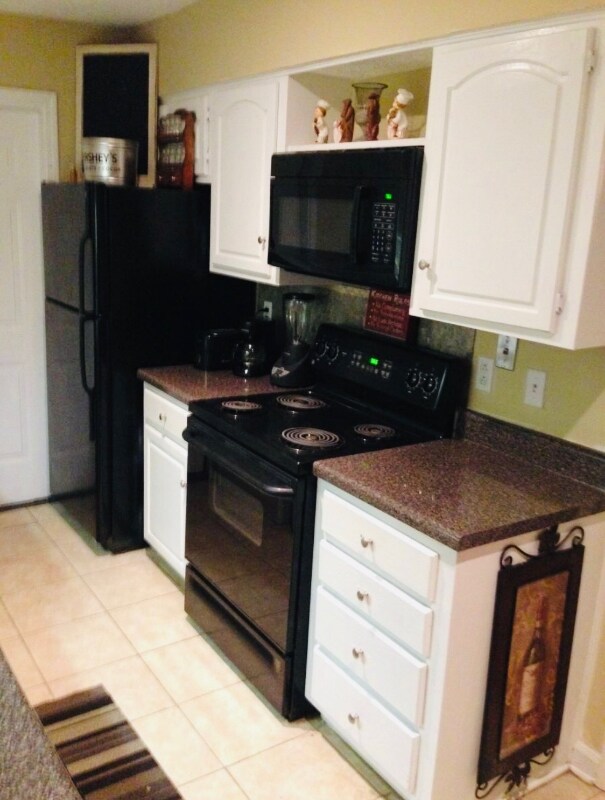 Foto principal - 1022 Old Mayhew Rd