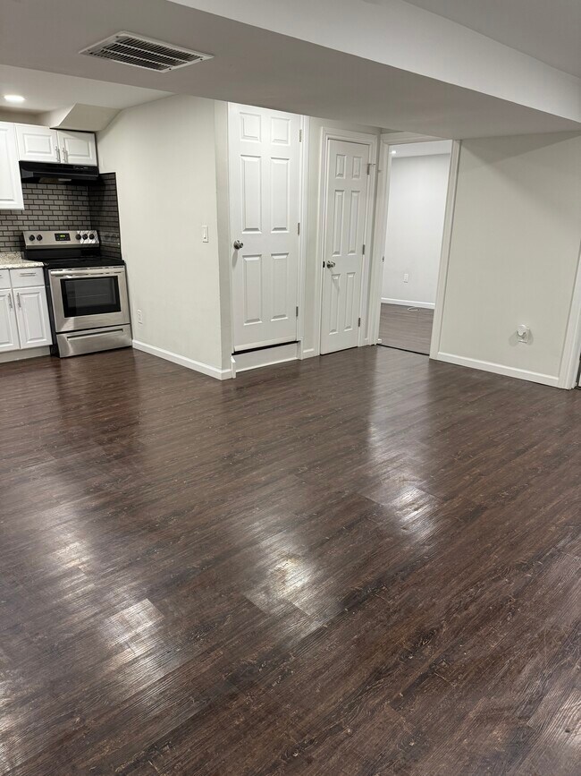 Building Photo - 129 Ruland Rd
