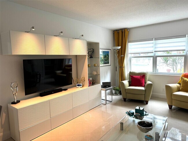 Foto del edificio - 1481 S Ocean Blvd