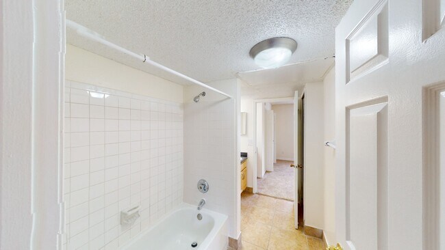 Interior Photo - Cambridge Woods