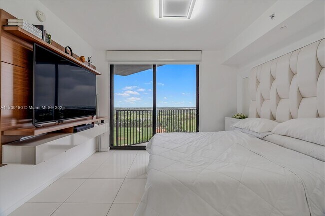 Foto del edificio - 5252 NW 85th Ave