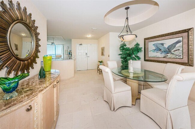 Foto del edificio - 1560 Gulf Blvd