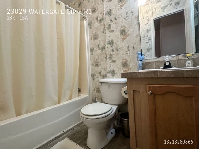 Building Photo - 23029 Watergate Cir