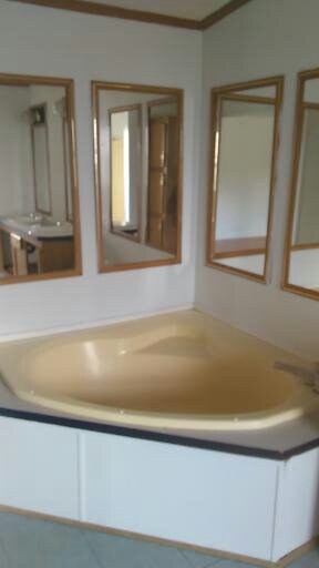 Foto del edificio - 127 Stoney Ridge Cir