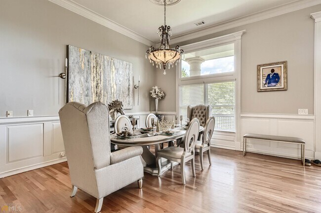 Foto del edificio - 453 Creekview Ln