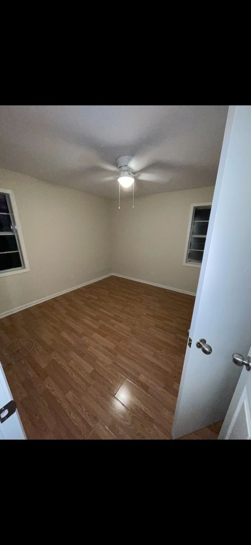 Foto del edificio - 220 20th St N