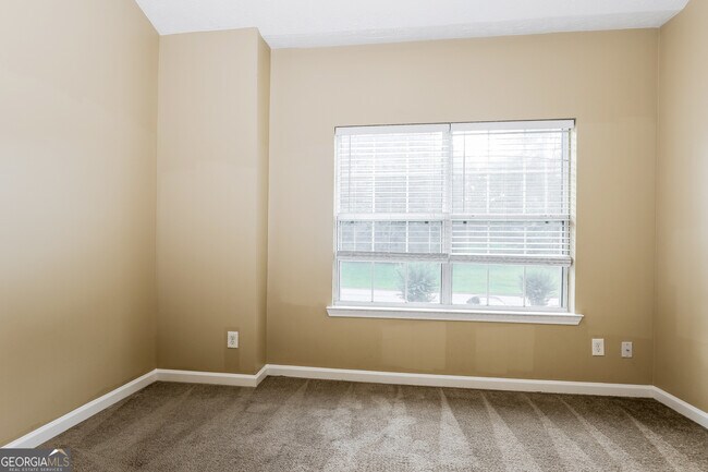 Foto del edificio - 1050 Trotters Farm Rd