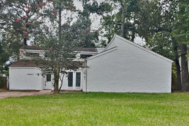 Building Photo - 12723 Ravensway Dr