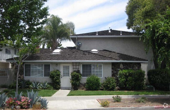 Foto del edificio - 5405 Prospect Rd