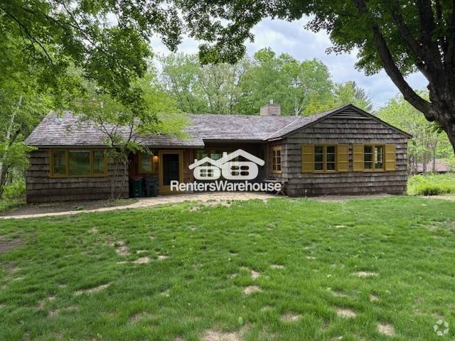 Building Photo - 17790 St Croix Trail N