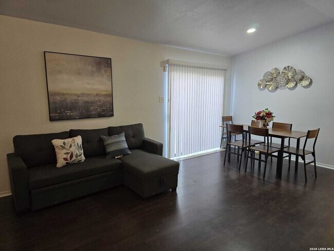 Building Photo - 4111 Sunrise Terrace Dr