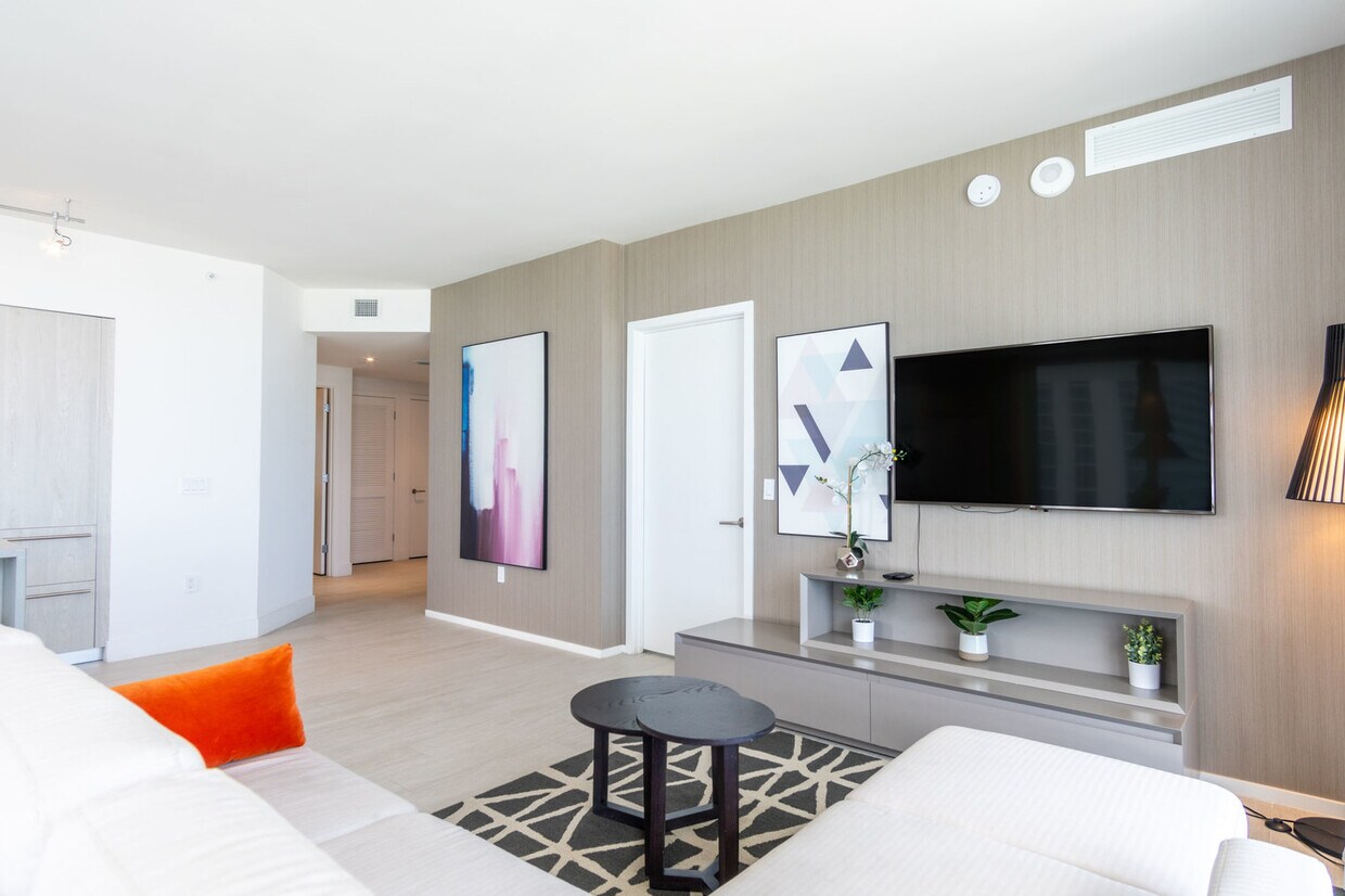 Foto principal - 4010 S Ocean Dr