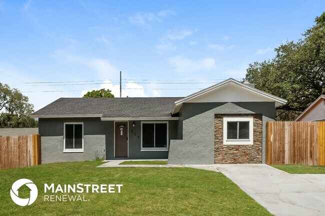 Building Photo - 209 Ravenway Dr