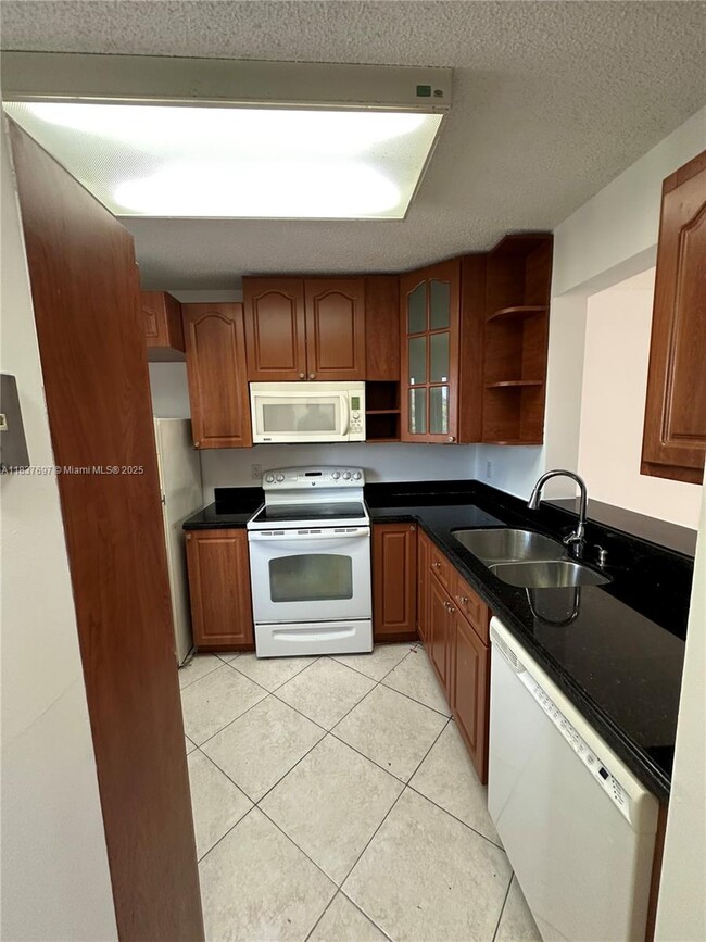 Building Photo - 8740 N Sherman Cir