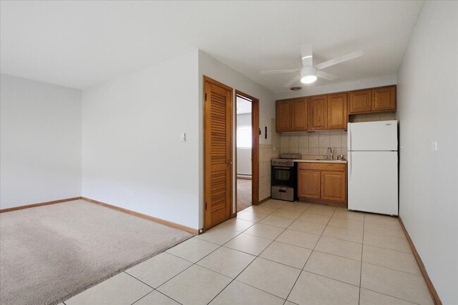 Building Photo - 6206 W 64th Pl