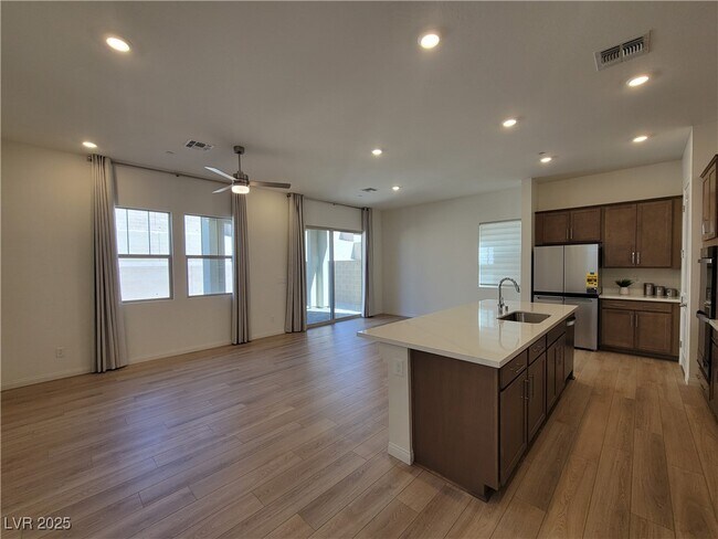 Foto del edificio - 535 Preston Oak Ln