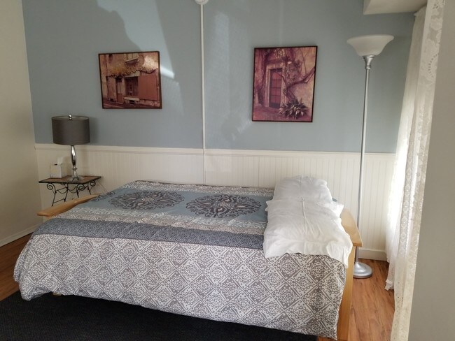 1165 Stanford St Unit A, Santa Monica, CA 90403