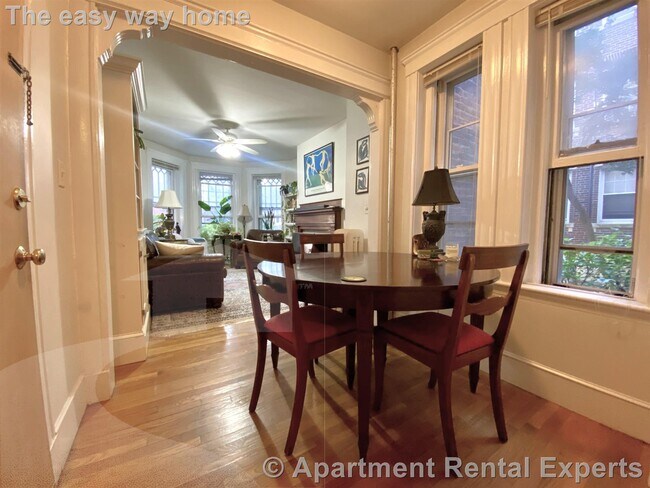 Foto del edificio - 331 A Harvard St