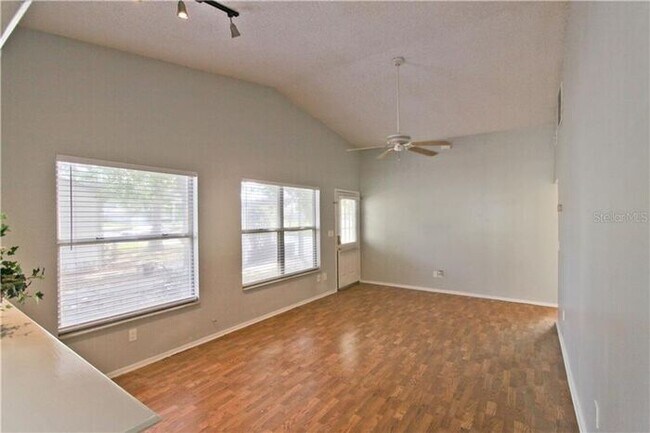 Building Photo - CHELSEA SQUARE- Kissimmee