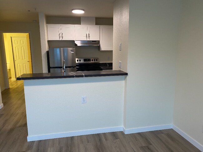 Foto del edificio - 334 Wells Ave S