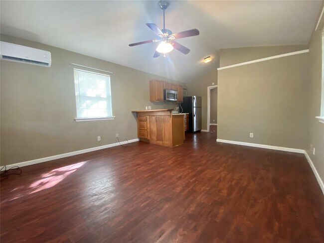 Foto del edificio - 2300 FM 980 Rd