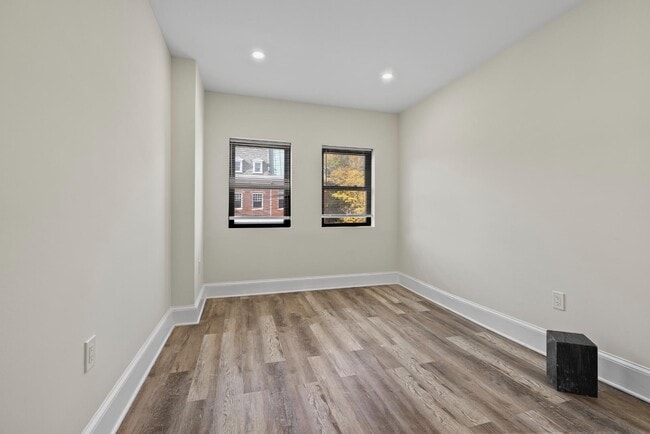 Photo - 2539 St Paul St Apartment