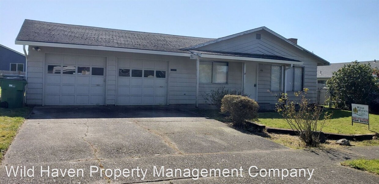Primary Photo - 3 br, 1.5 bath House - 306 Mission Dr