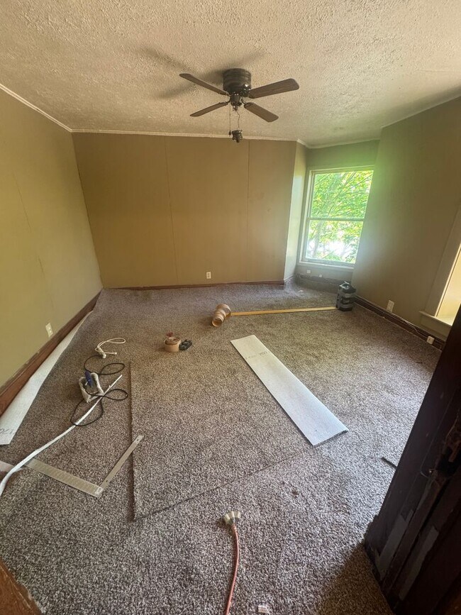 Foto del edificio - 835 Kenmore Blvd